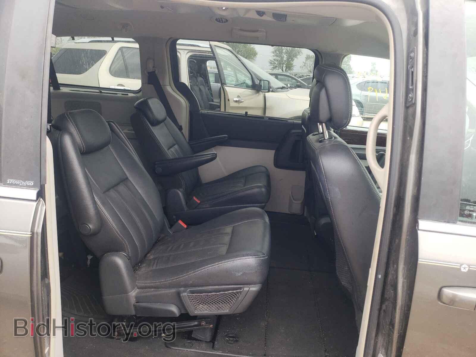 2010 CHRYSLER MINIVAN - VIN: 2A4RR8D17AR439101 - Фото 6