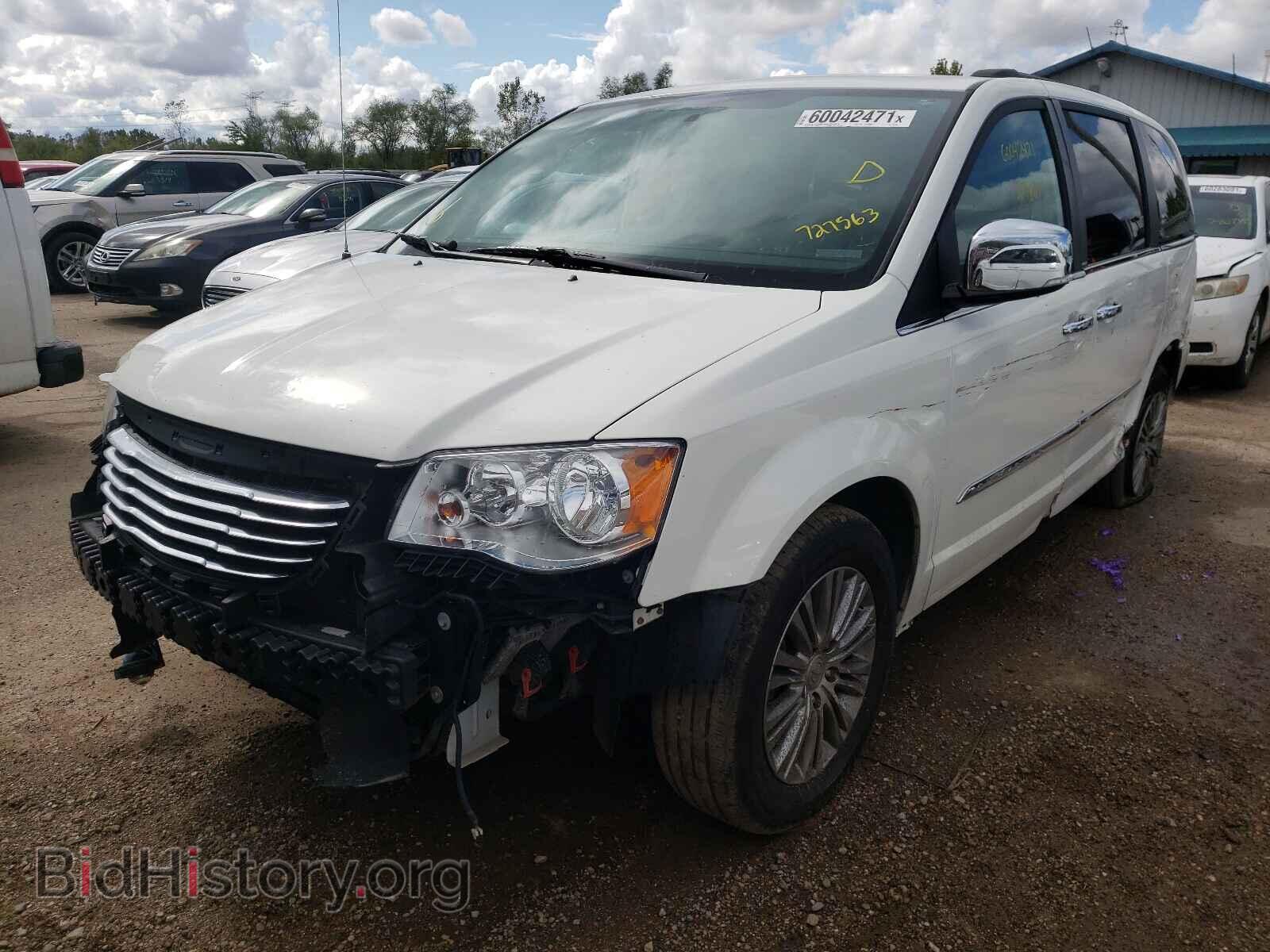 2013 CHRYSLER MINIVAN - VIN: 2C4RC1CG5DR727563 - Фото 2