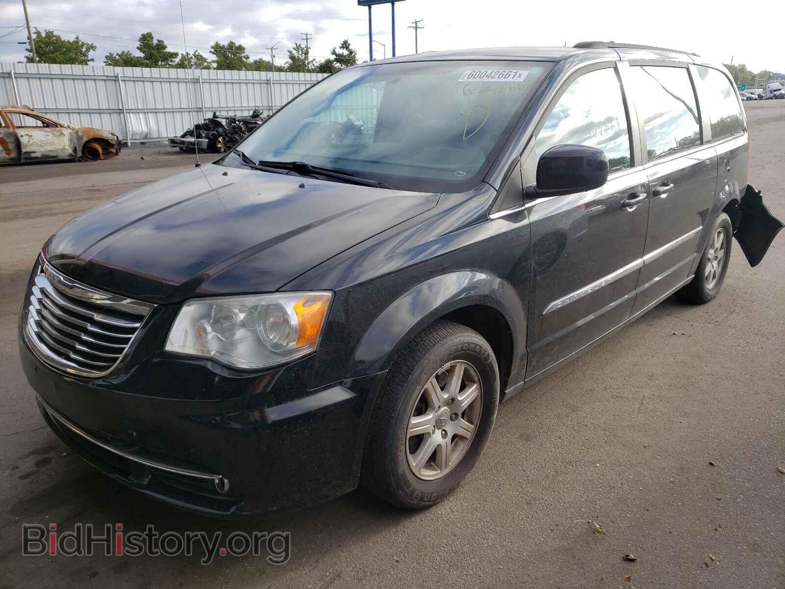 2011 CHRYSLER MINIVAN - VIN: 2A4RR5DG2BR719920 - Фото 2
