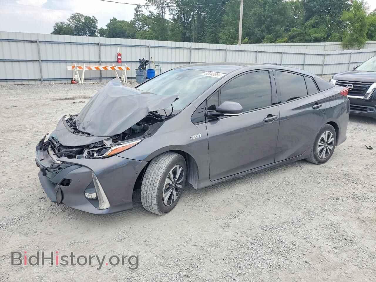 Photo JTDKARFP0H3052009 - TOYOTA PRIUS 2017