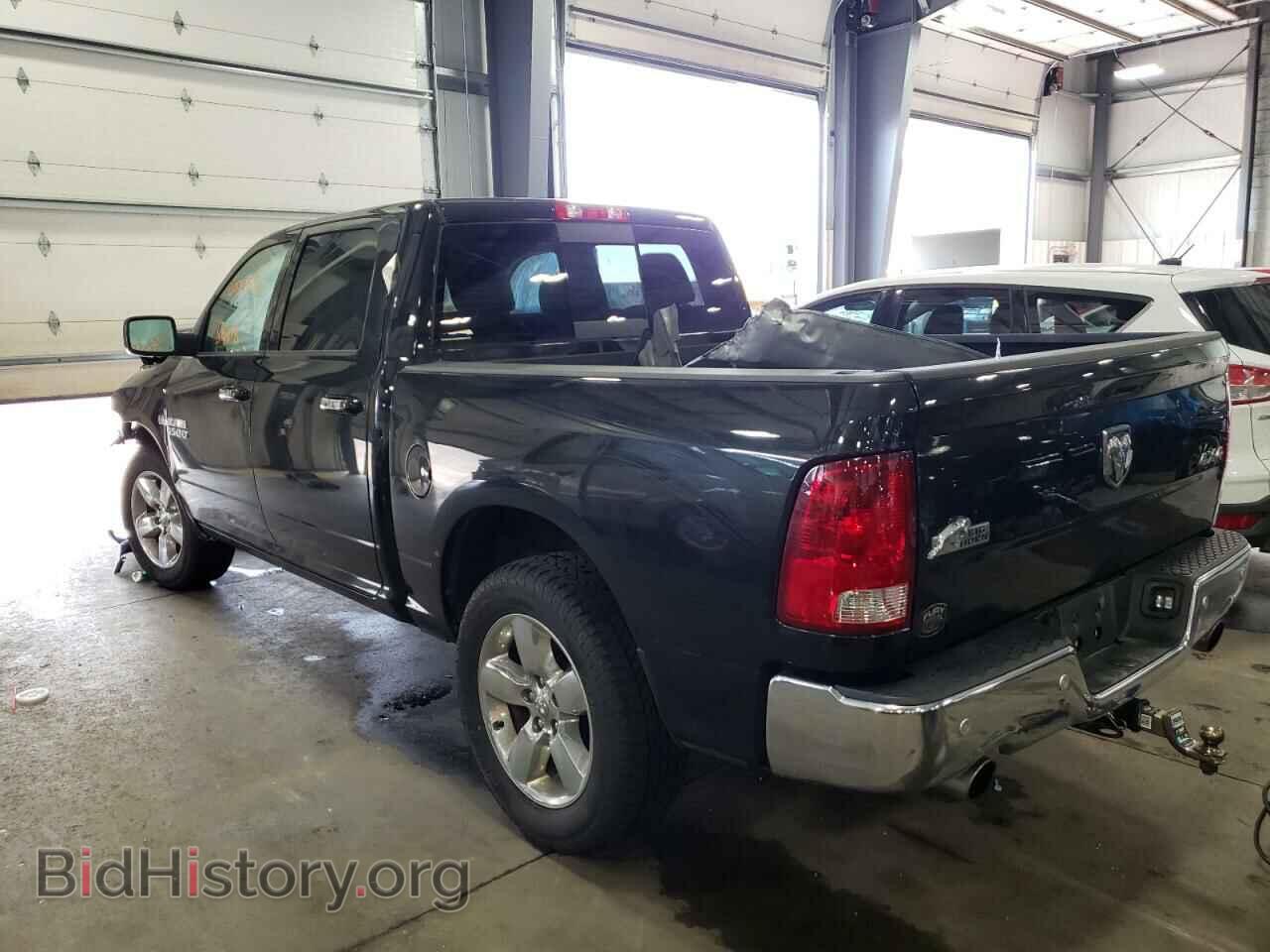2017 RAM 1500 - VIN: 3C6RR7LT8HG746996 - Фото 3