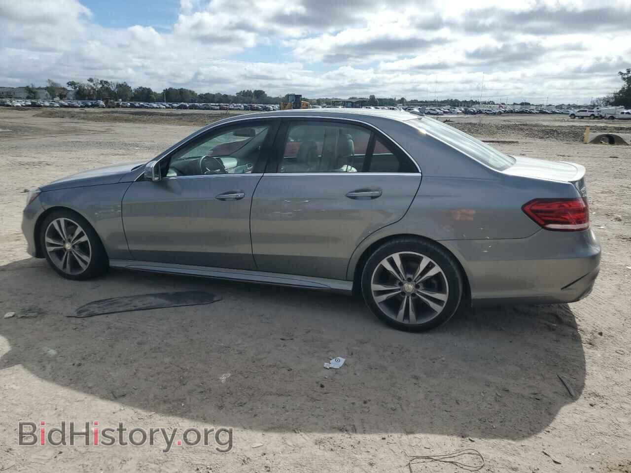 2014 MERCEDES-BENZ E-CLASS - VIN: WDDHF5KB1EA956771 - Фото 2
