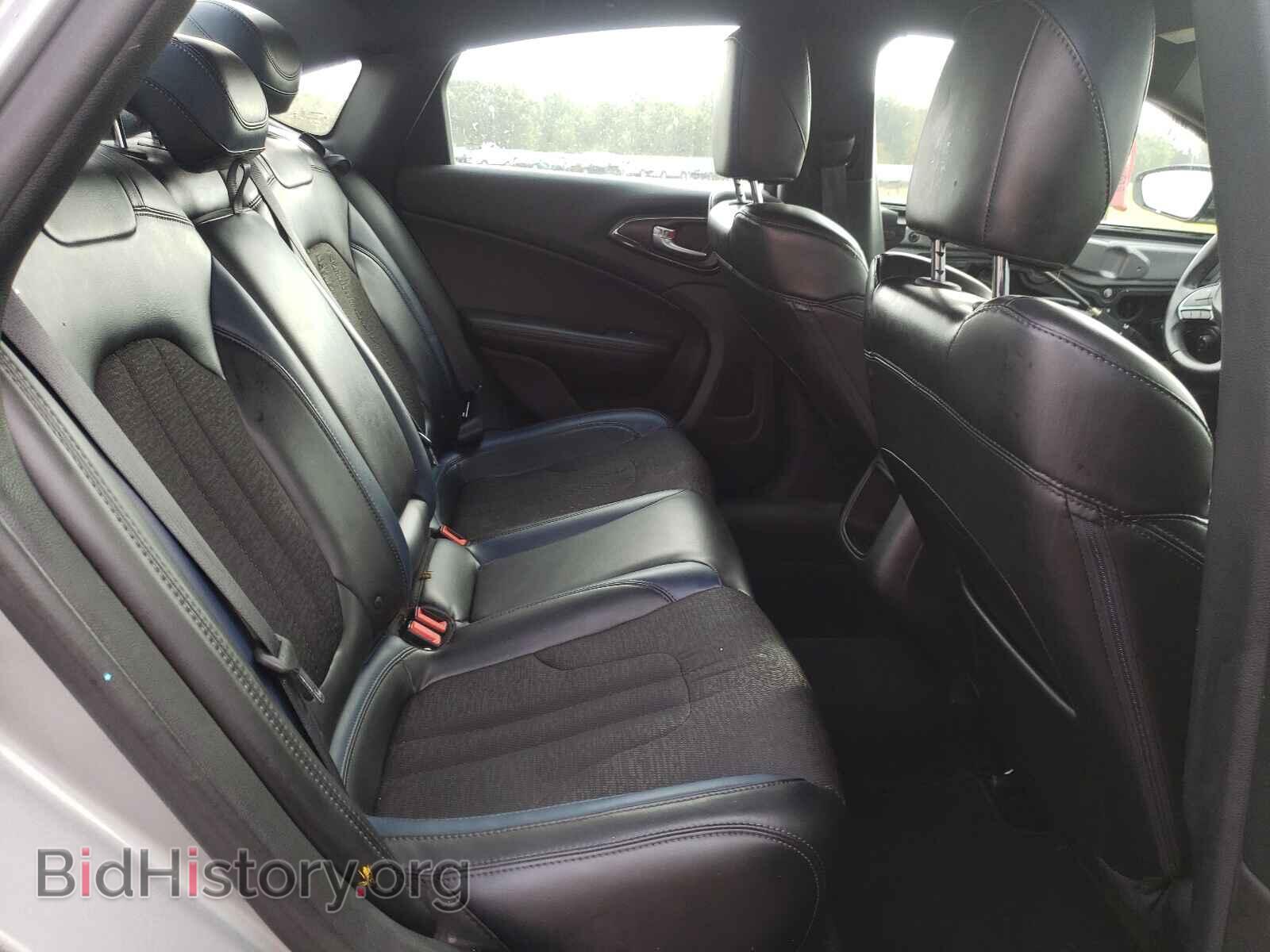 2016 CHRYSLER 200 - VIN: 1C3CCCBB8GN138777 - Фото 6