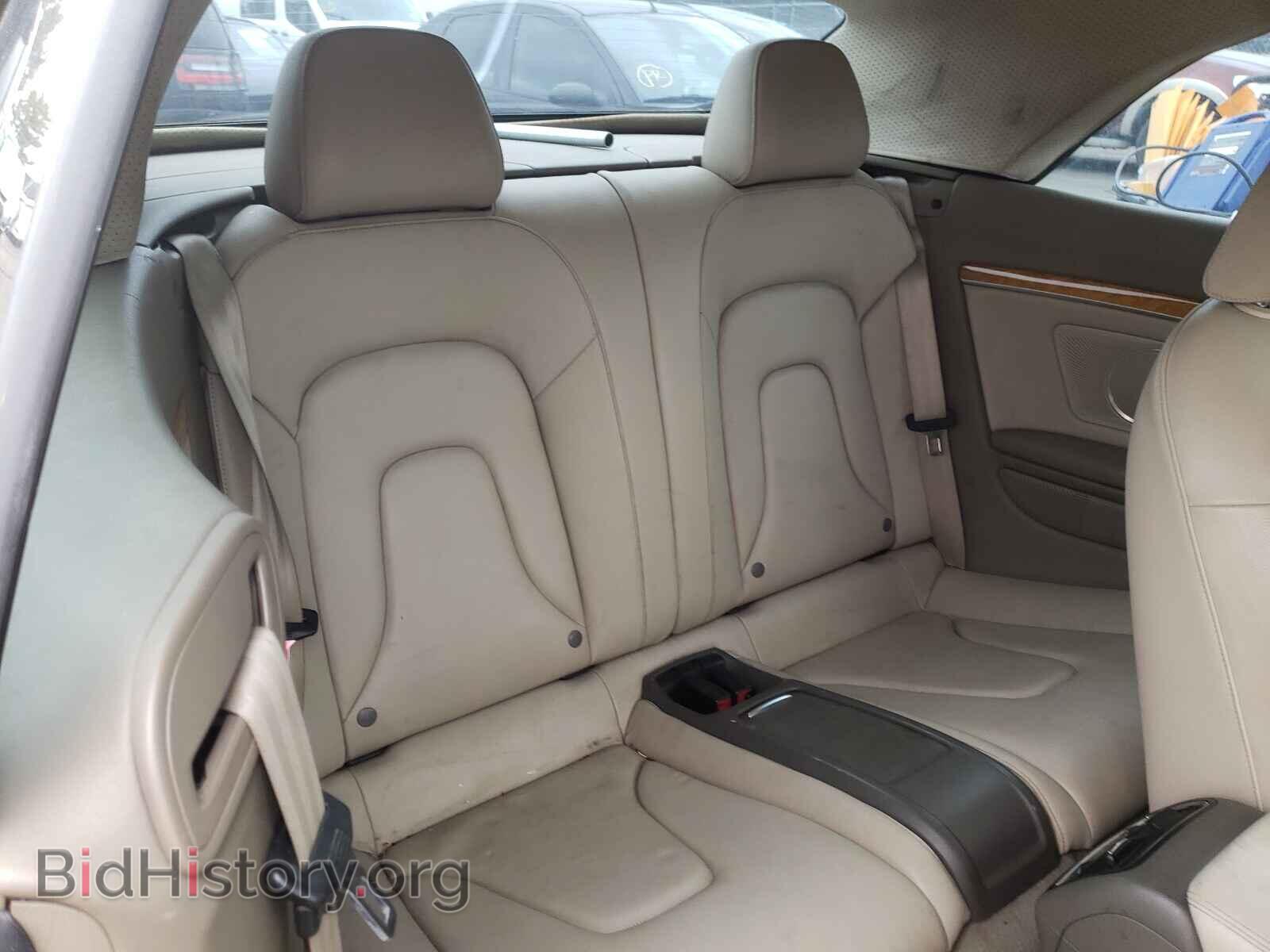 2010 AUDI A5 - VIN: WAULFAFH7AN022710 - Фото 6