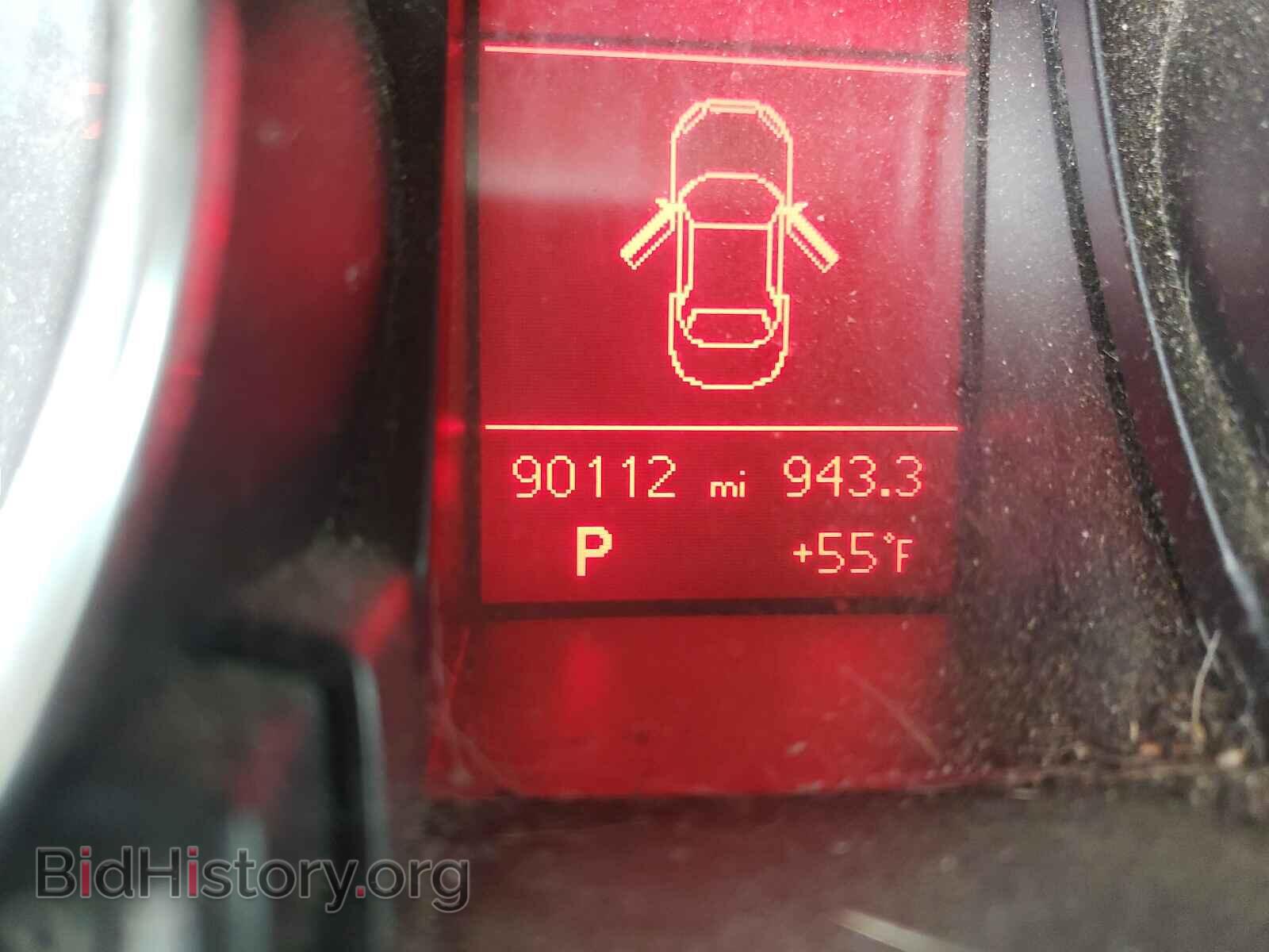2010 AUDI A5 - VIN: WAULFAFH7AN022710 - Фото 8