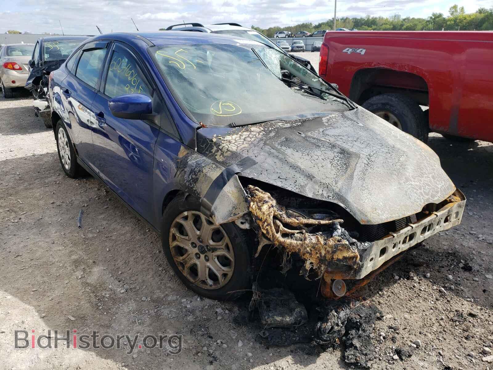 Photo 1FAHP3F24CL288669 - FORD FOCUS 2012