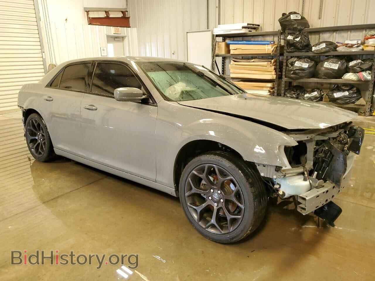 2019 CHRYSLER 300 - VIN: 2C3CCABG3KH686123 - Фото 4