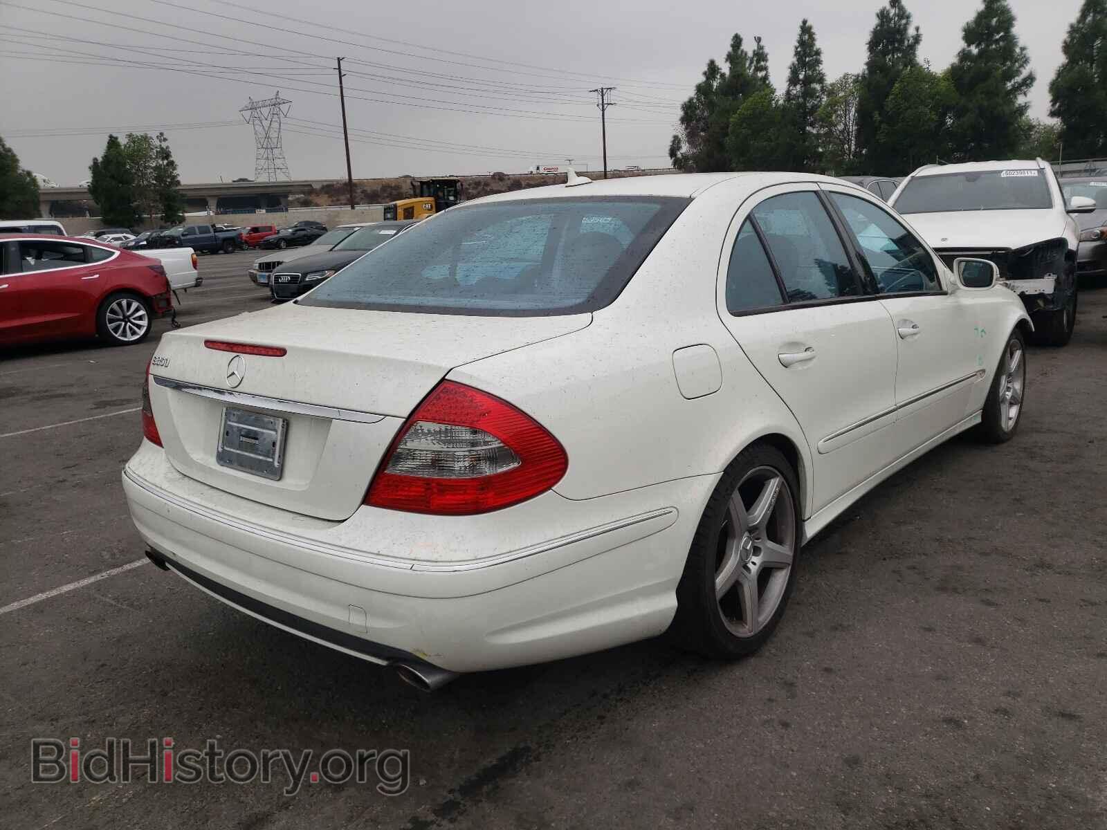 2009 MERCEDES-BENZ E-CLASS - VIN: WDBUF56X19B414499 - Photo 4
