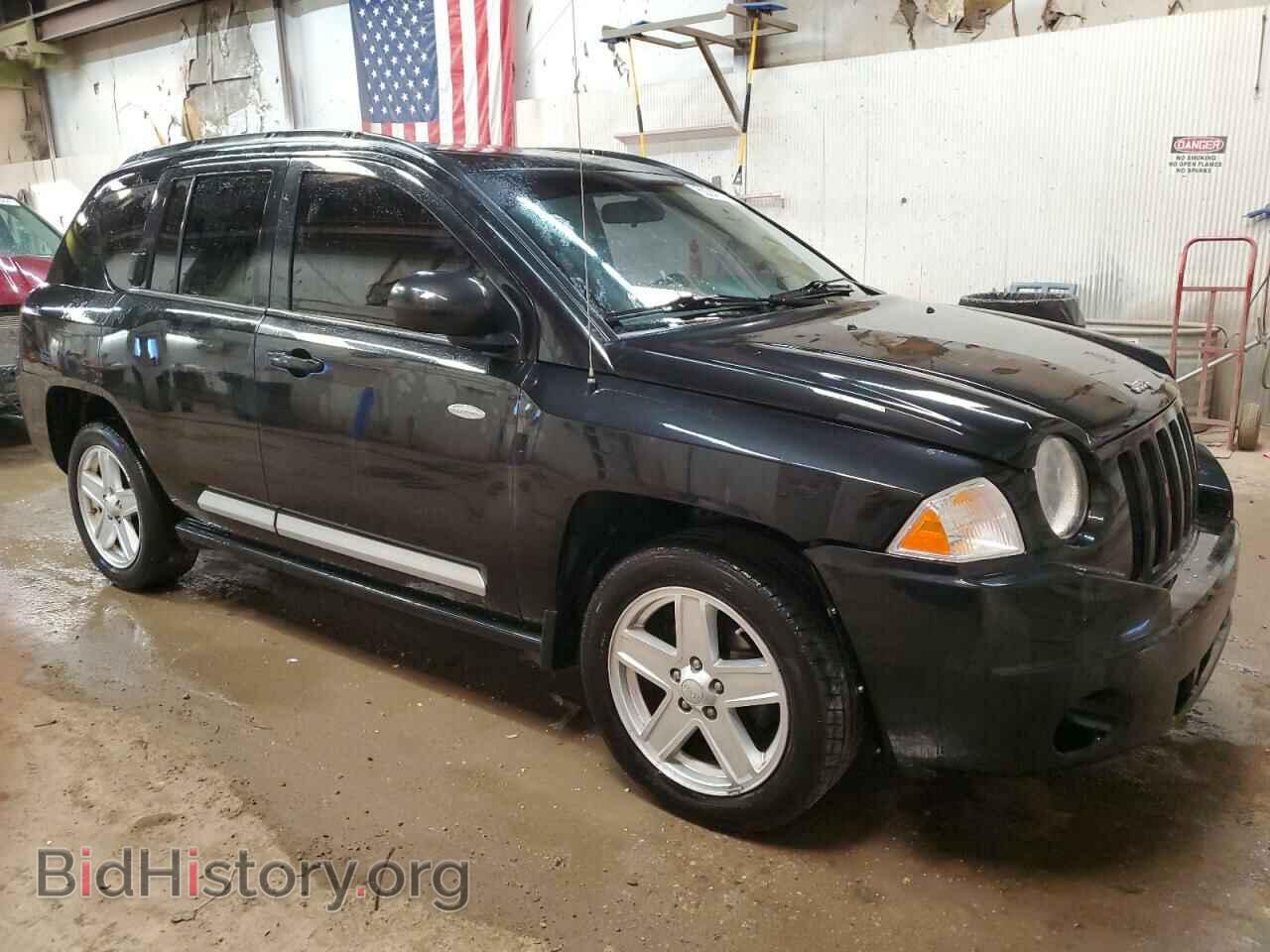 2010 JEEP COMPASS - VIN: 1J4NF1FB8AD675098 - Фото 4