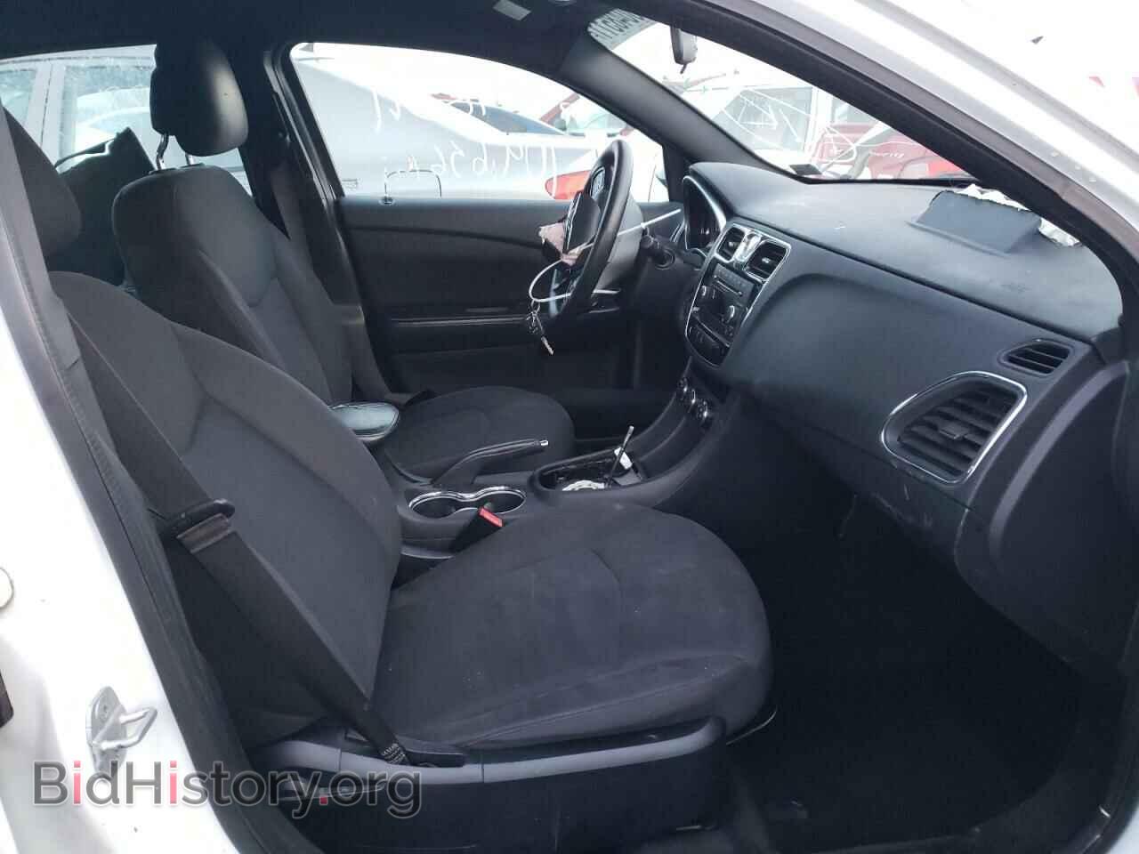 2013 CHRYSLER 200 - VIN: 1C3CCBAB4DN670843 - Фото 5