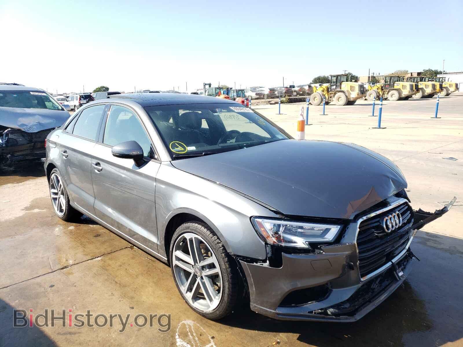 Photo WAUAUGFF1J1040366 - AUDI A3 2018