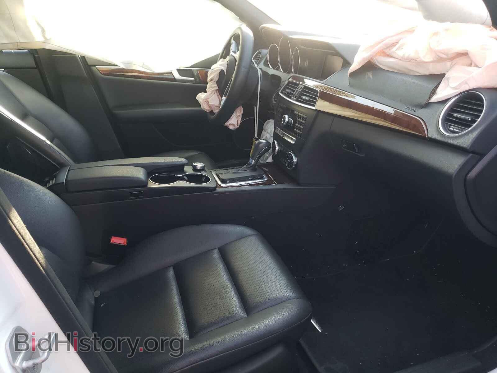 2014 MERCEDES-BENZ C-CLASS - VIN: WDDGF4HB5EA931787 - Фото 5