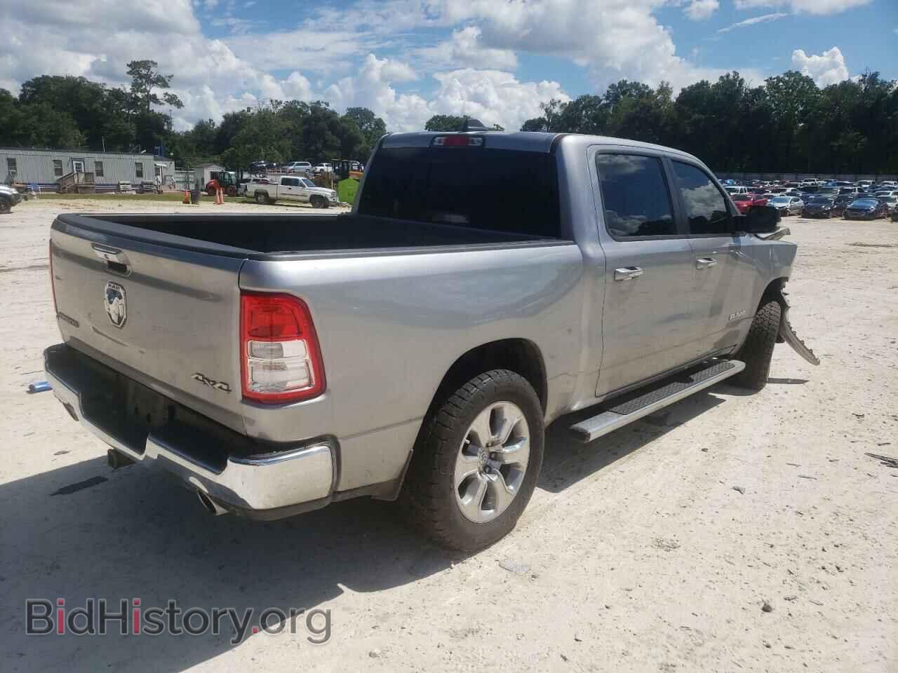 2020 RAM 1500 - VIN: 1C6SRFFT9LN329653 - Photo 4