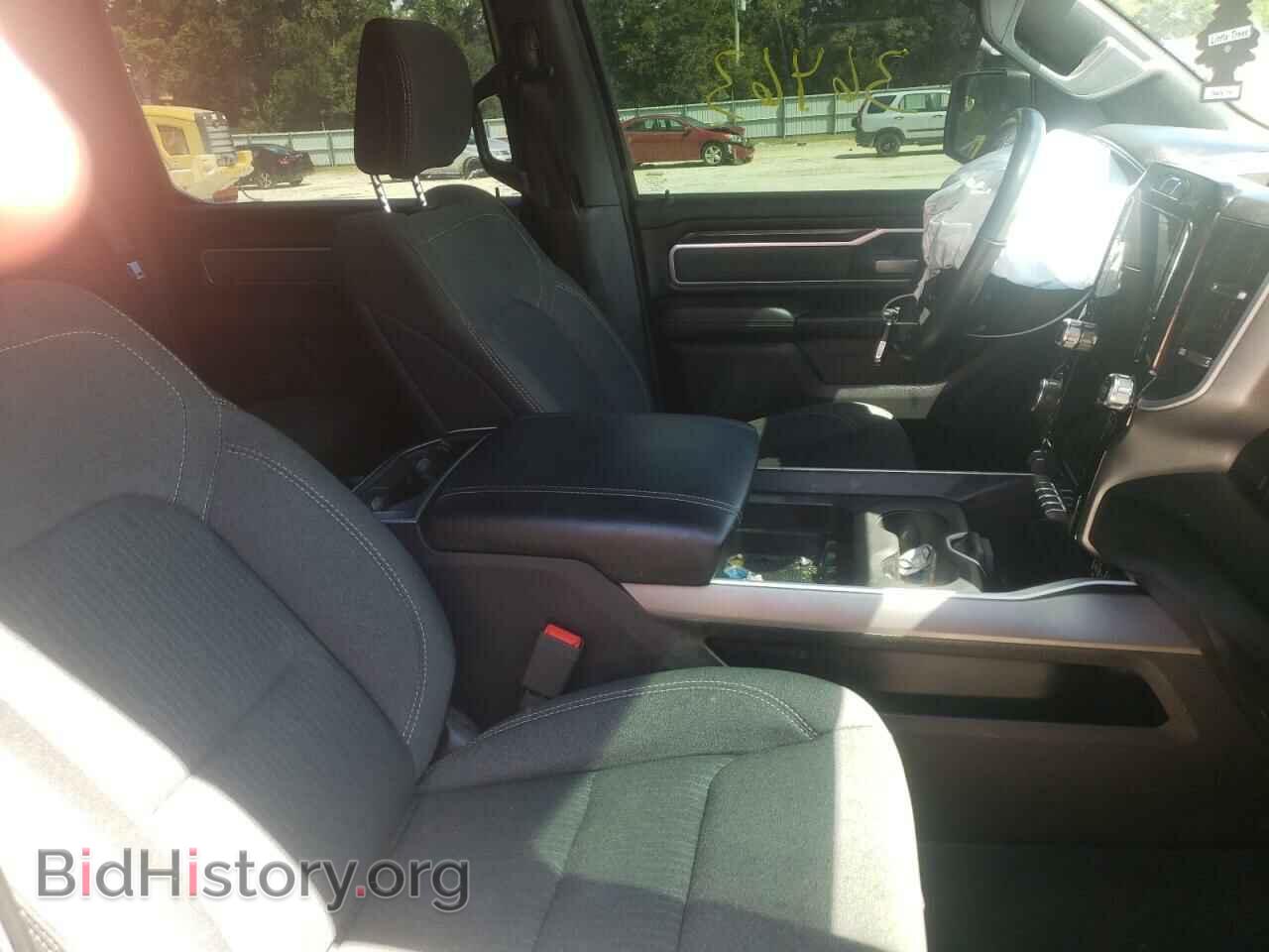 2020 RAM 1500 - VIN: 1C6SRFFT9LN329653 - Photo 5