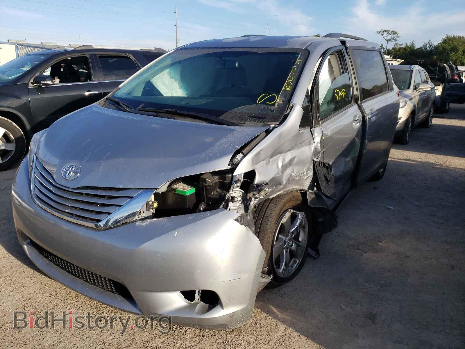 2017 TOYOTA SIENNA - VIN: 5TDKZ3DC3HS842425 - Фото 9