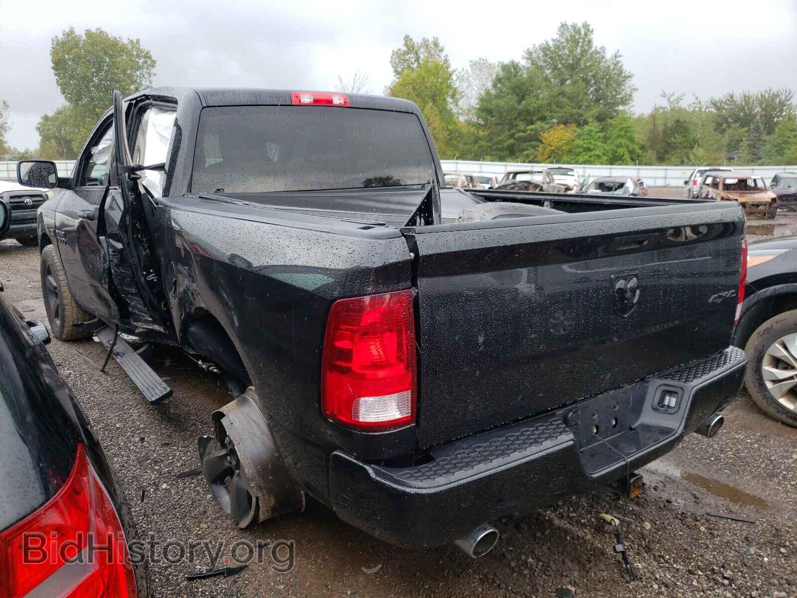 2017 RAM 1500 - VIN: 3C6RR7KT4HG735768 - Фото 3