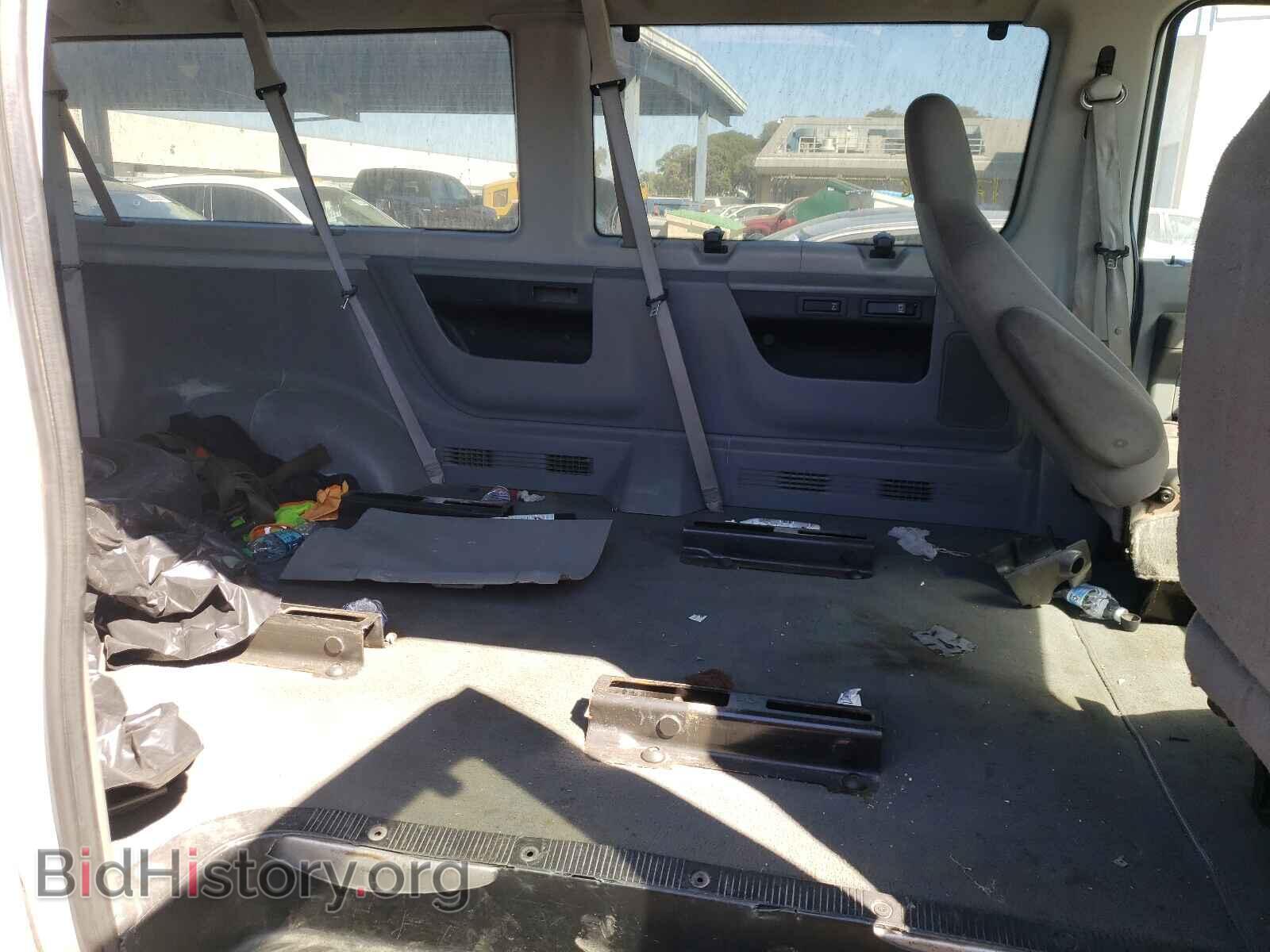 2011 FORD ECONOLINE - VIN: 1FBNE3BL0BDA38831 - Фото 6