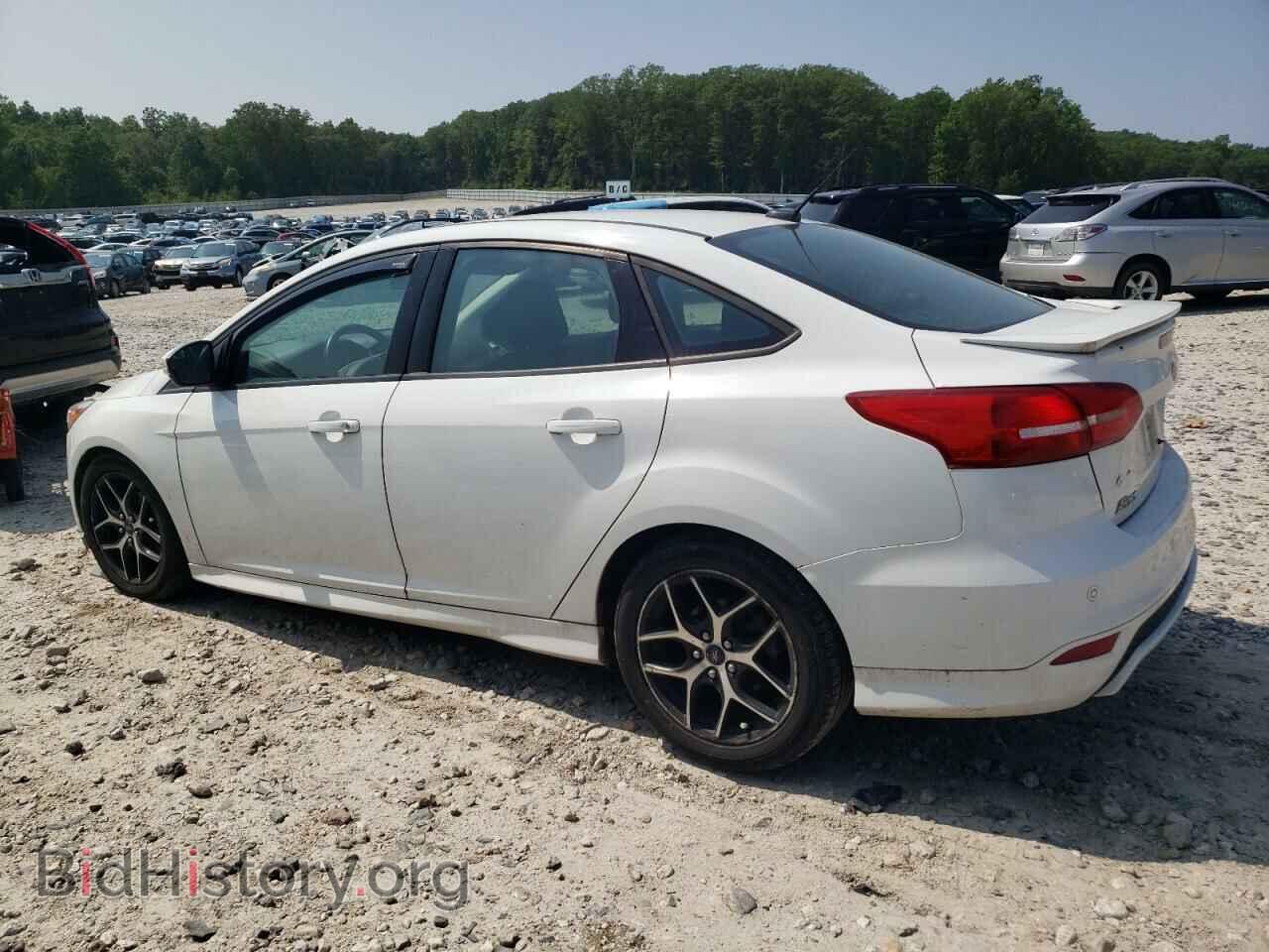 2015 FORD FOCUS - VIN: 1FADP3F28FL332899 - Photo 2