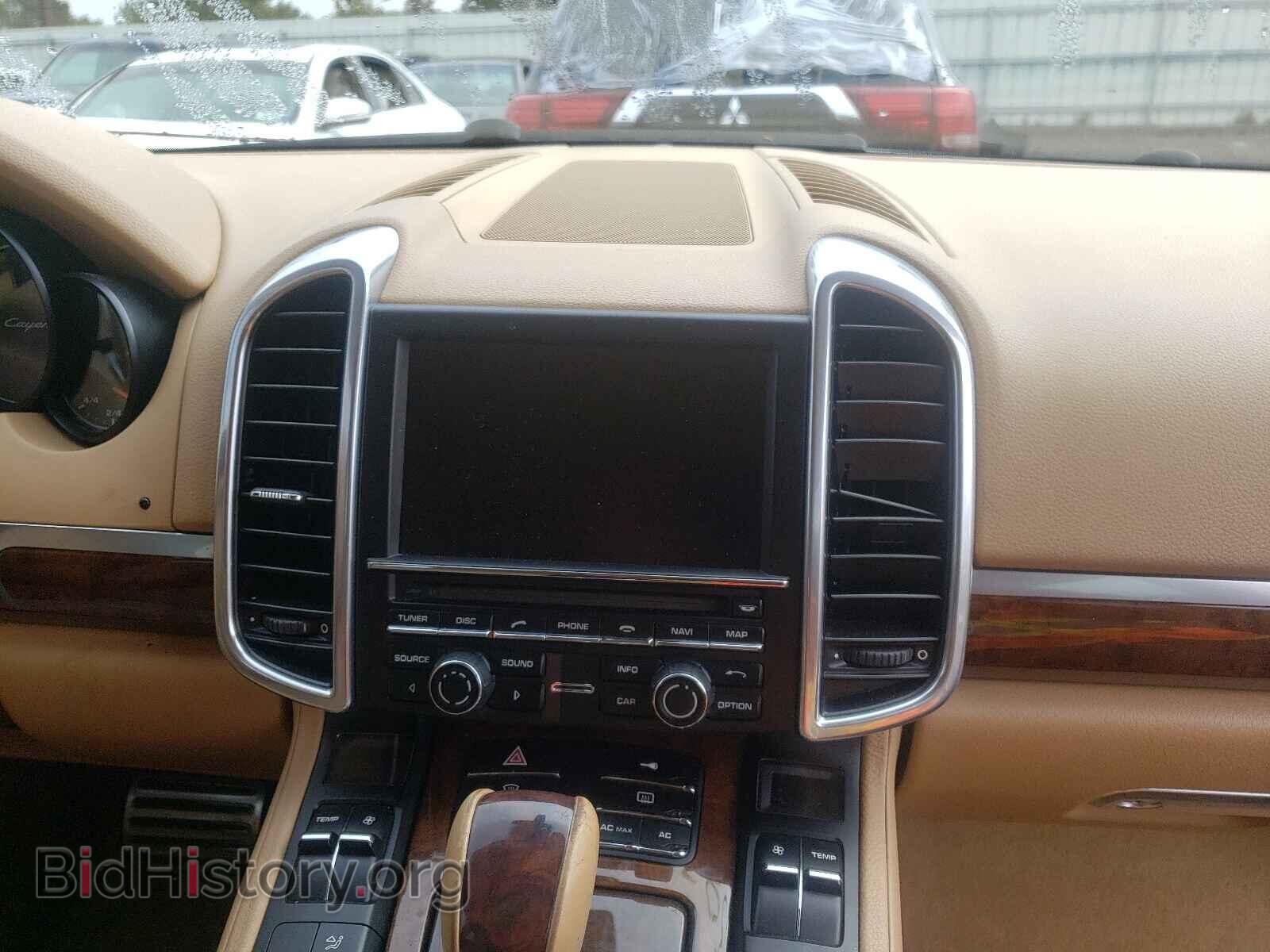 2011 PORSCHE CAYENNE - VIN: WP1AB2A20BLA55168 - Фото 9