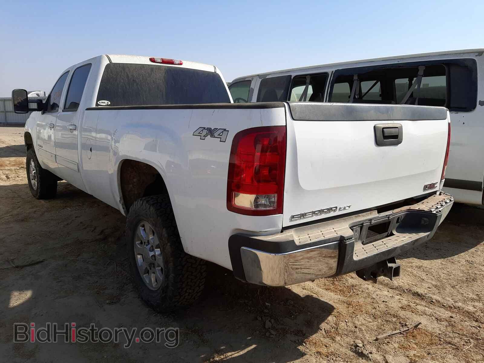 2011 GMC SIERRA - VIN: 1GT121C85BF106997 - Фото 3