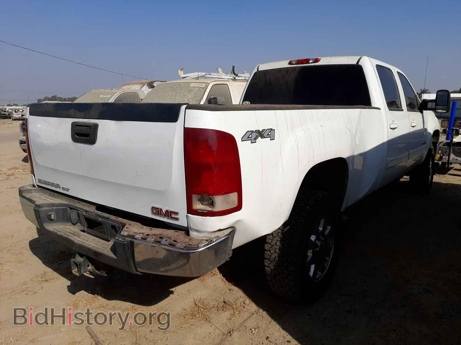 2011 GMC SIERRA - VIN: 1GT121C85BF106997 - Фото 4