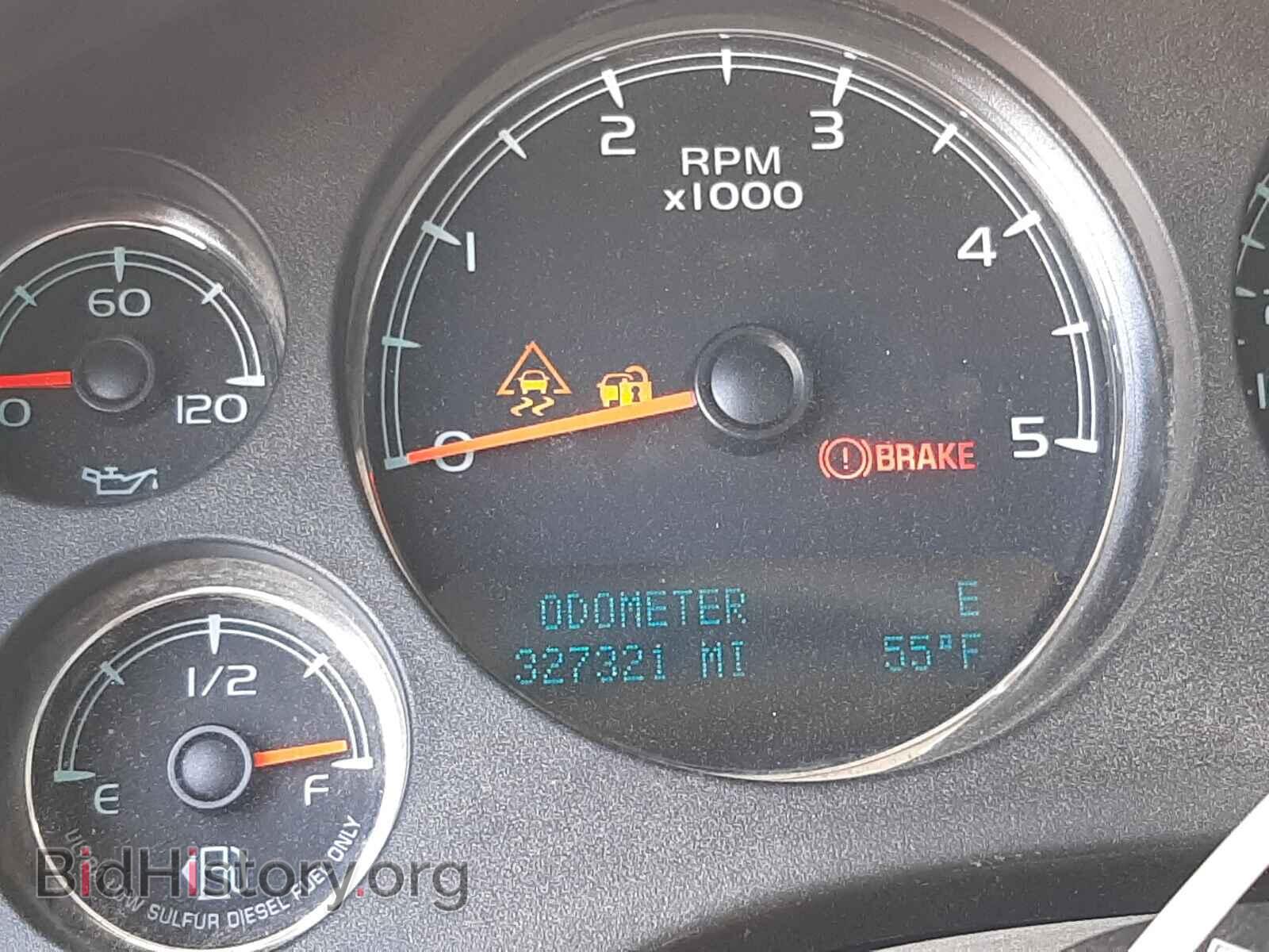2011 GMC SIERRA - VIN: 1GT121C85BF106997 - Фото 8