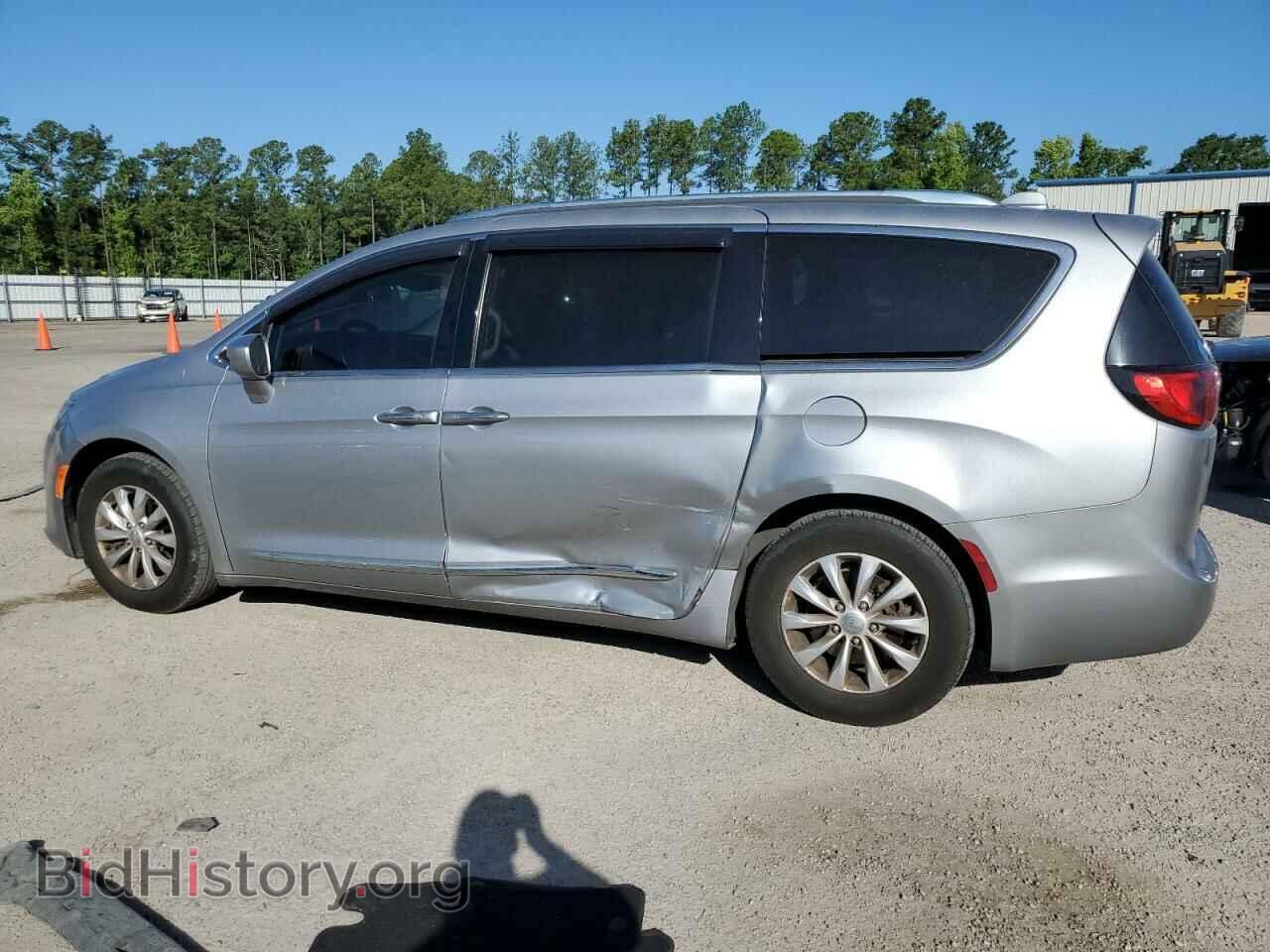 2018 CHRYSLER PACIFICA - VIN: 2C4RC1BG8JR214093 - Photo 2