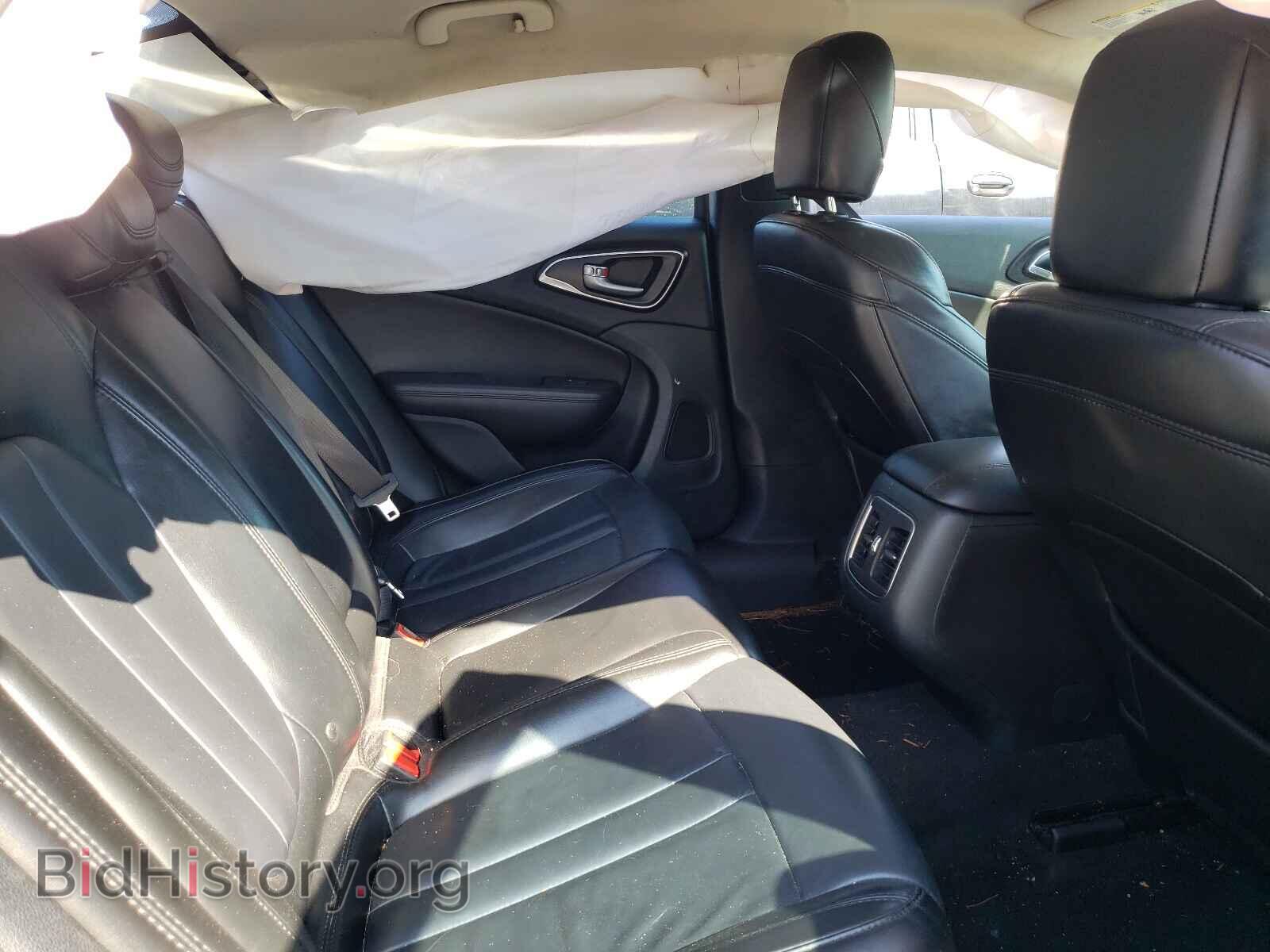 2017 CHRYSLER 200 - VIN: 1C3CCCAB1HN504324 - Фото 6
