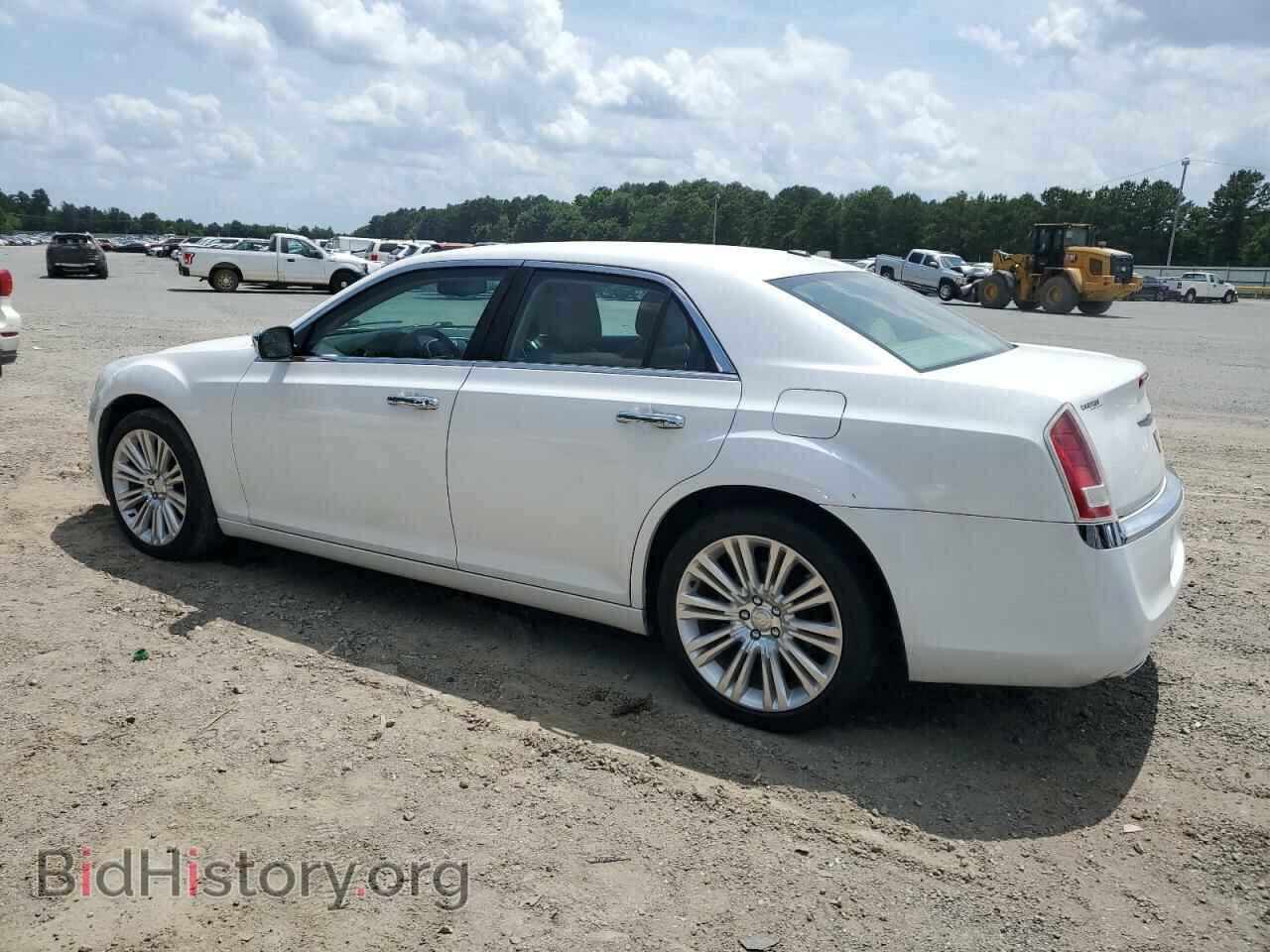 2012 CHRYSLER 300 - VIN: 2C3CCACG9CH138465 - Фото 2