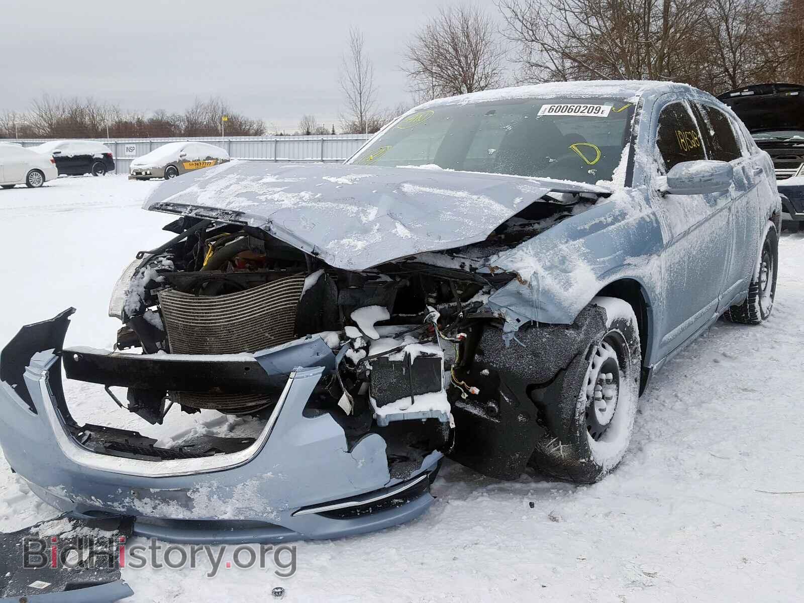 2012 CHRYSLER 200 - VIN: 1C3CCBAB0CN139248 - Фото 2