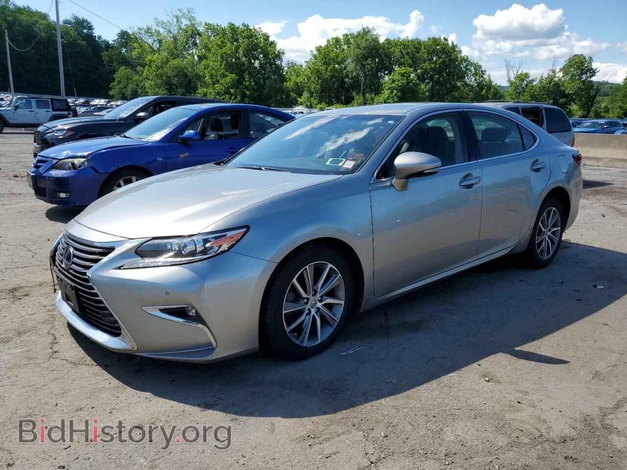 Фотография JTHBW1GGXJ2186795 - LEXUS ES300 2018