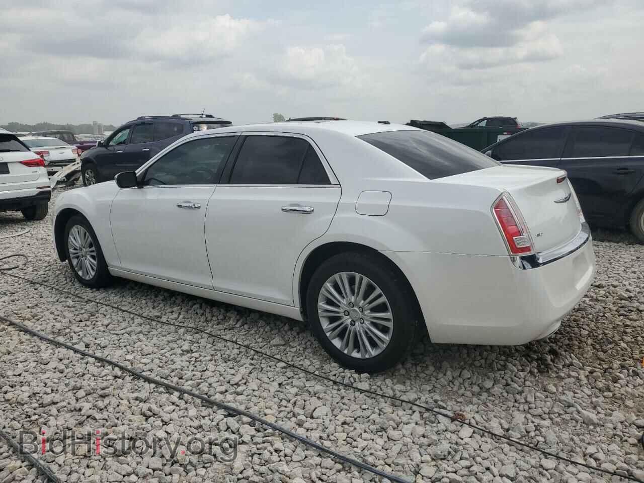 2014 CHRYSLER 300 - VIN: 2C3CCAKT1EH306147 - Фото 2