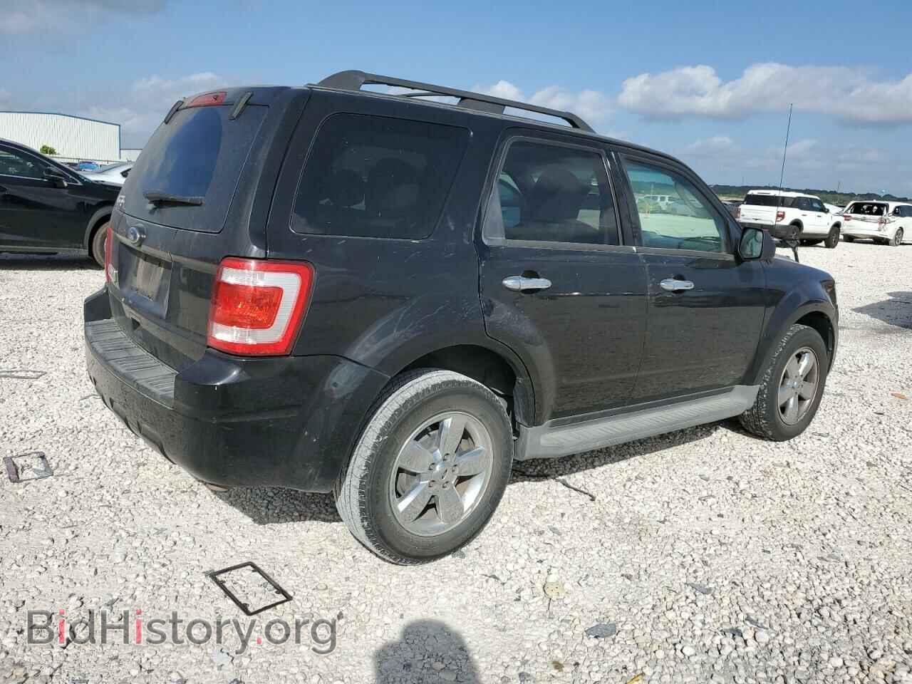 2011 FORD ESCAPE - VIN: 1FMCU0D75BKA61842 - Фото 3