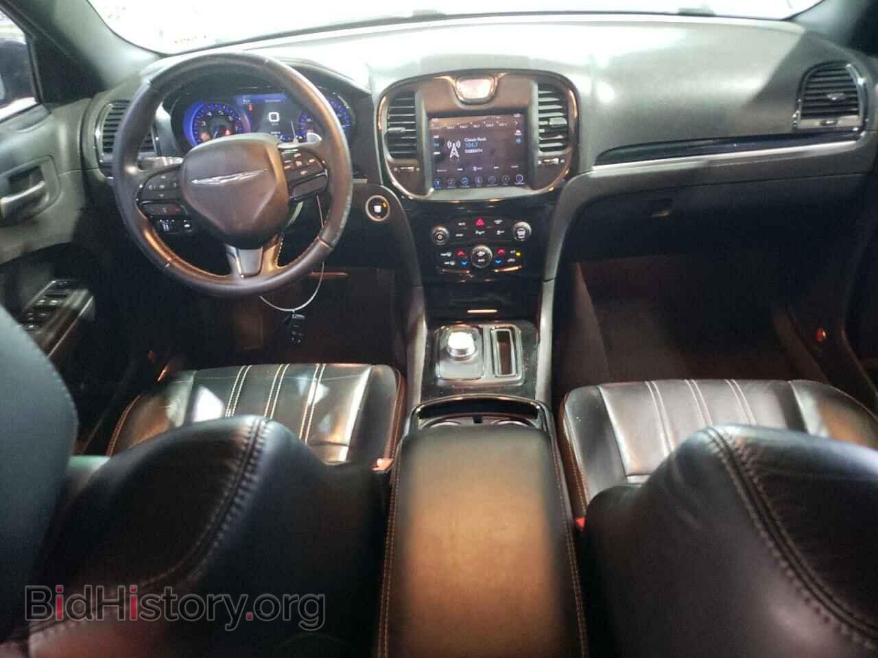 2017 CHRYSLER 300 - VIN: 2C3CCAGG1HH597457 - Фото 8