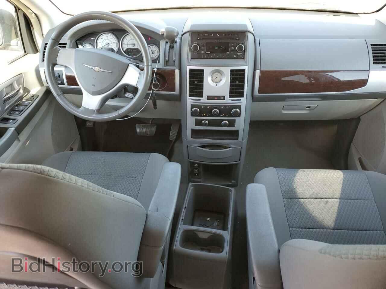 2010 CHRYSLER MINIVAN - VIN: 2A4RR5D17AR451263 - Фото 8