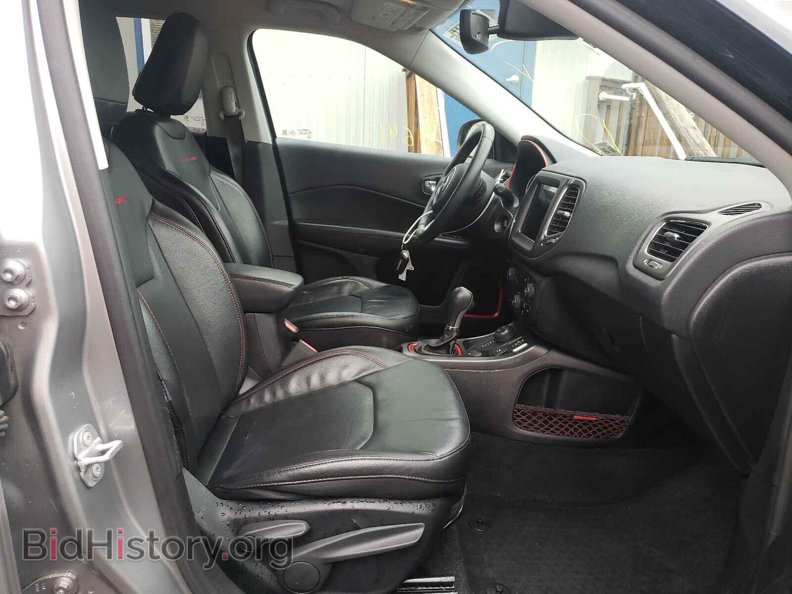 2019 JEEP COMPASS - VIN: 3C4NJDDBXKT759864 - Фото 5