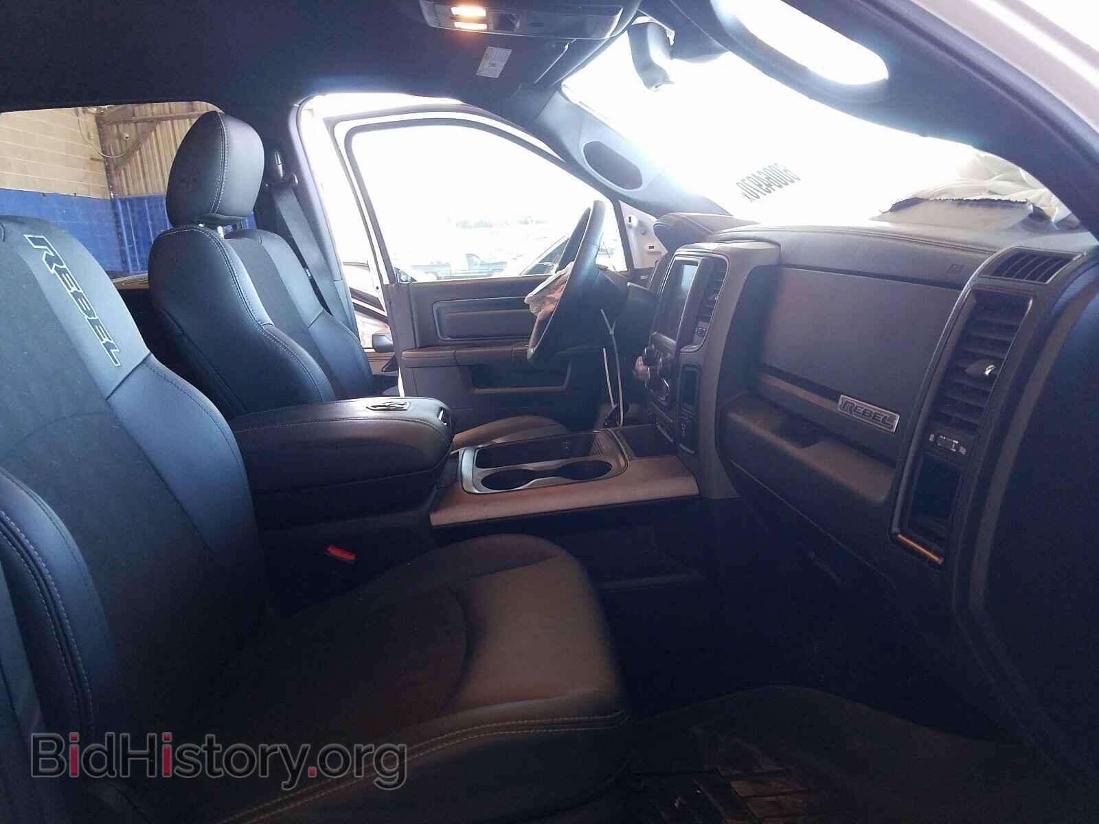 2017 RAM 1500 - VIN: 1C6RR6YT3HS825830 - Фото 5