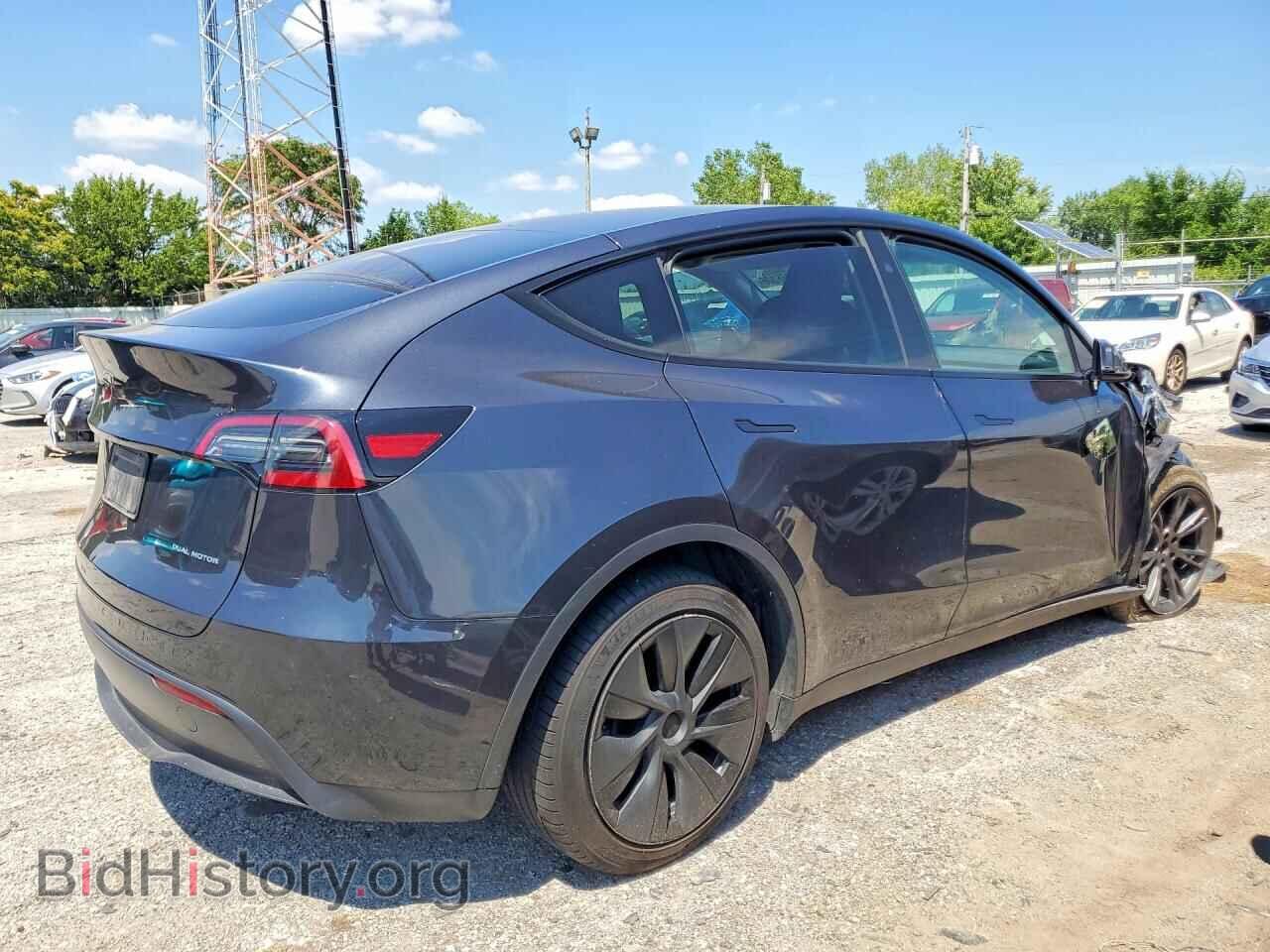 2024 TESLA MODEL Y - VIN: 7SAYGDEE2RF130180 - Фото 3