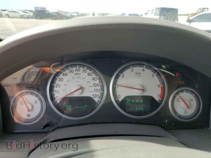 2010 Dodge CARAVAN (VIN 2D4RN5D11AR106587) — photo 9 of 12