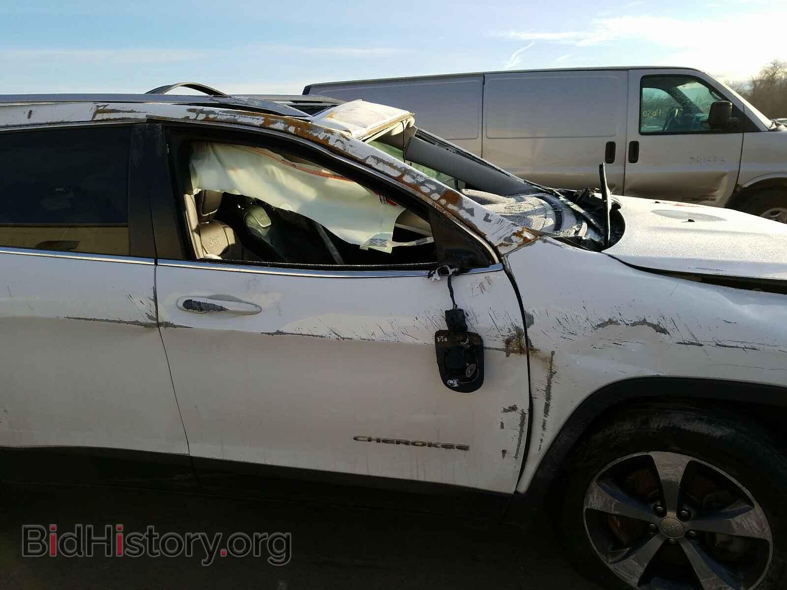 2019 JEEP CHEROKEE - VIN: 1C4PJMDX4KD232140 - Фото 9