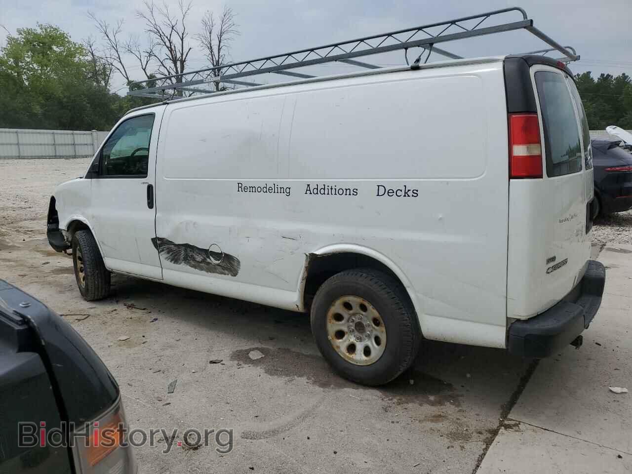 2010 CHEVROLET EXPRESS - VIN: 1GCUGAD40A1183203 - Фото 2