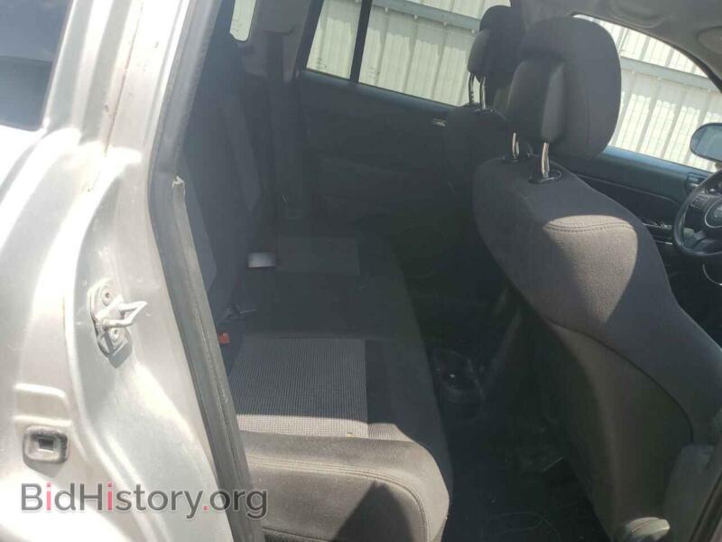 2012 Jeep COMPASS (VIN 1C4NJDBB1CD572300) — photo 11 of 13