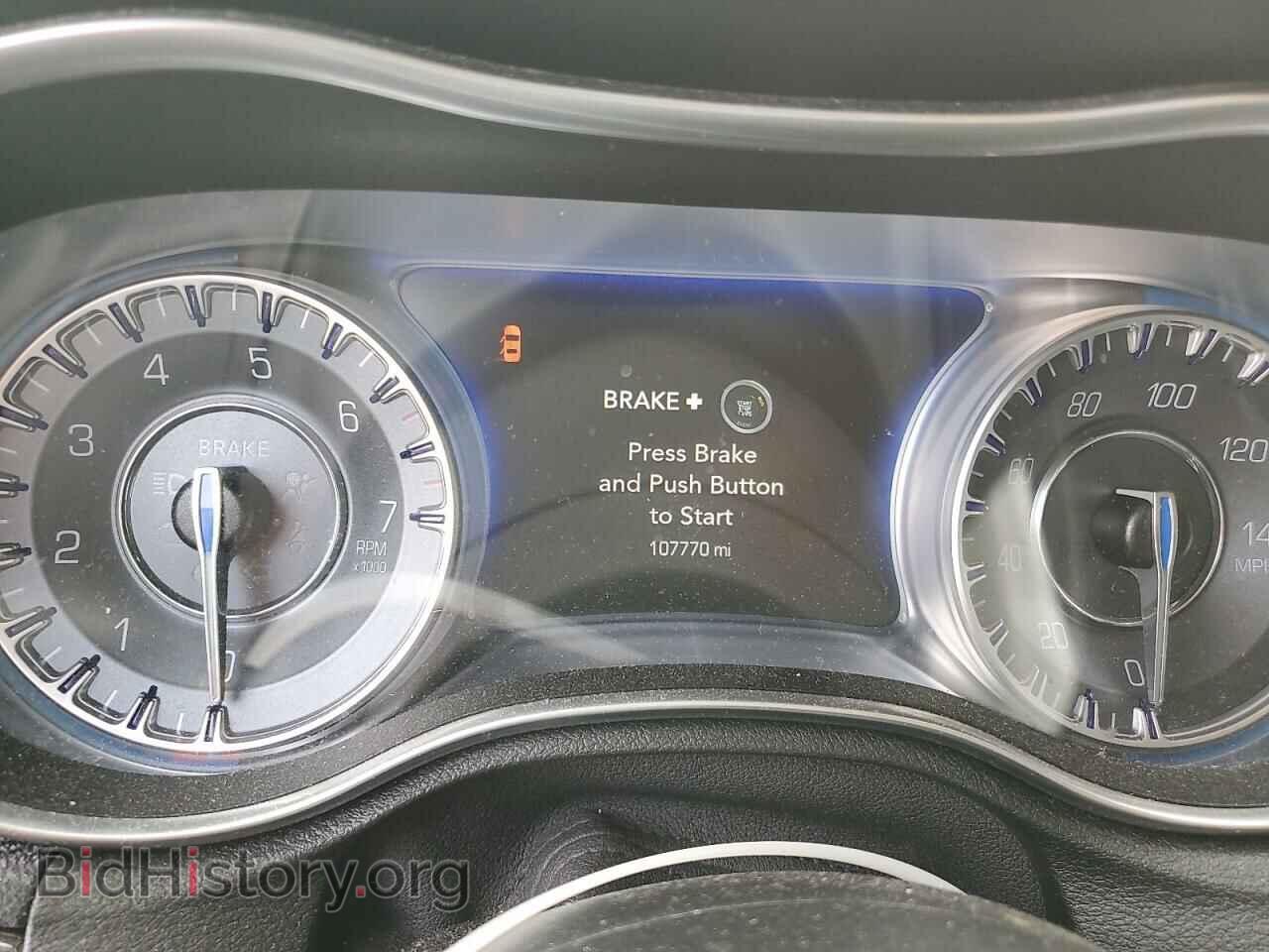 2016 CHRYSLER 300 - VIN: 2C3CCAEG7GH343186 - Фото 9