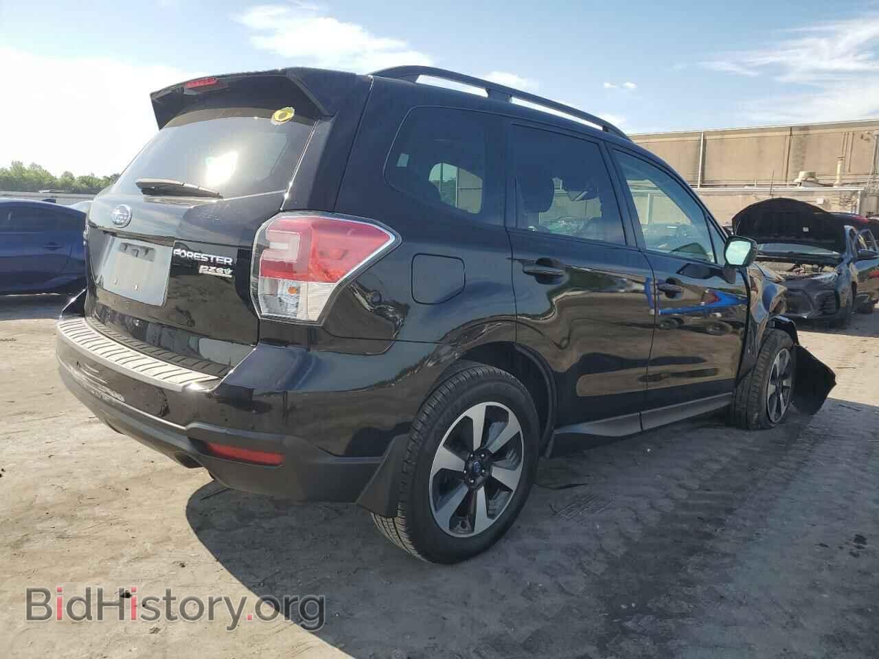 2017 SUBARU FORESTER - VIN: JF2SJAEC0HH579018 - Фото 3