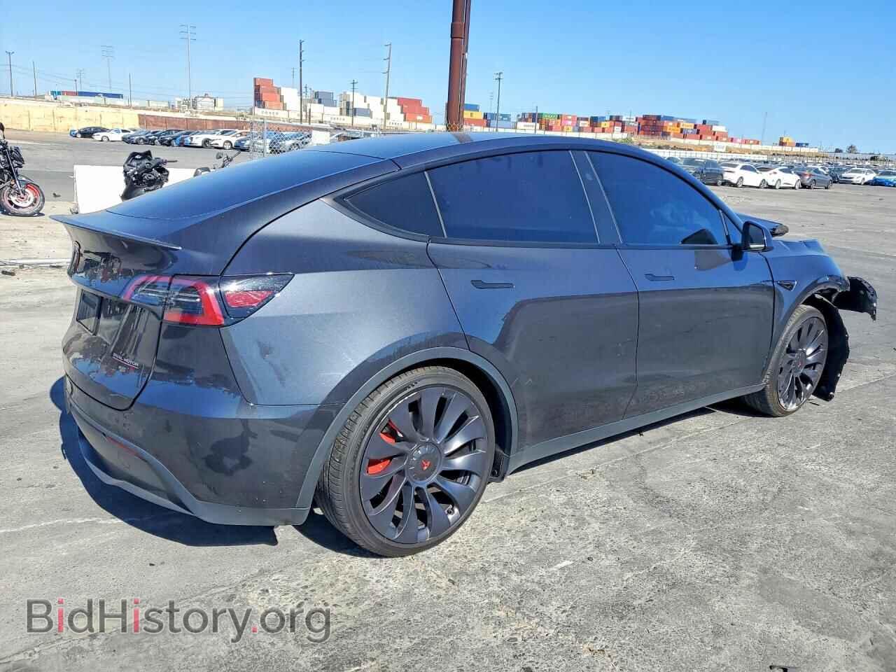 2024 TESLA MODEL Y - VIN: 7SAYGDEF5RF050803 - Фото 3