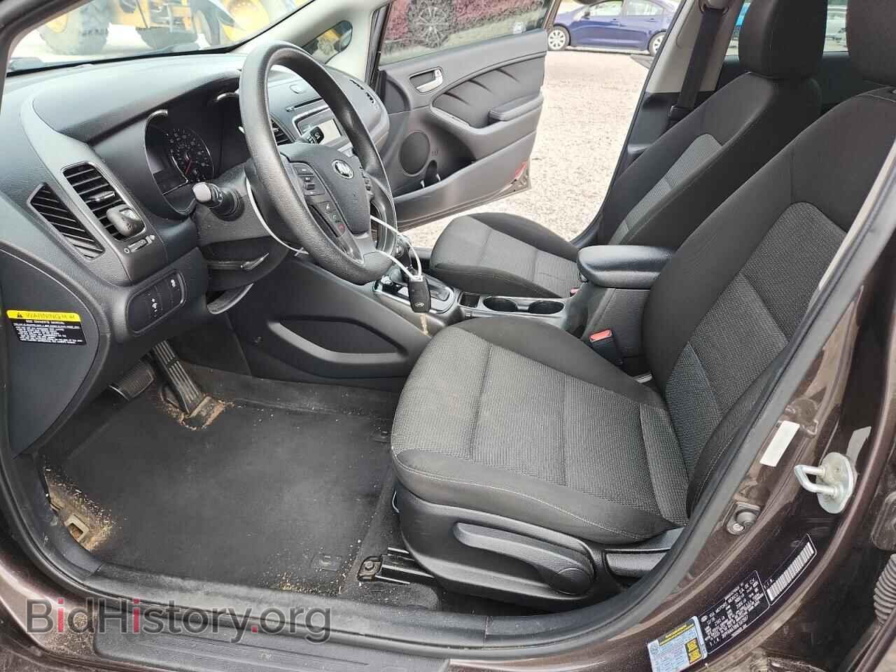 2017 KIA FORTE - VIN: 3KPFK4A78HE107307 - Photo 7