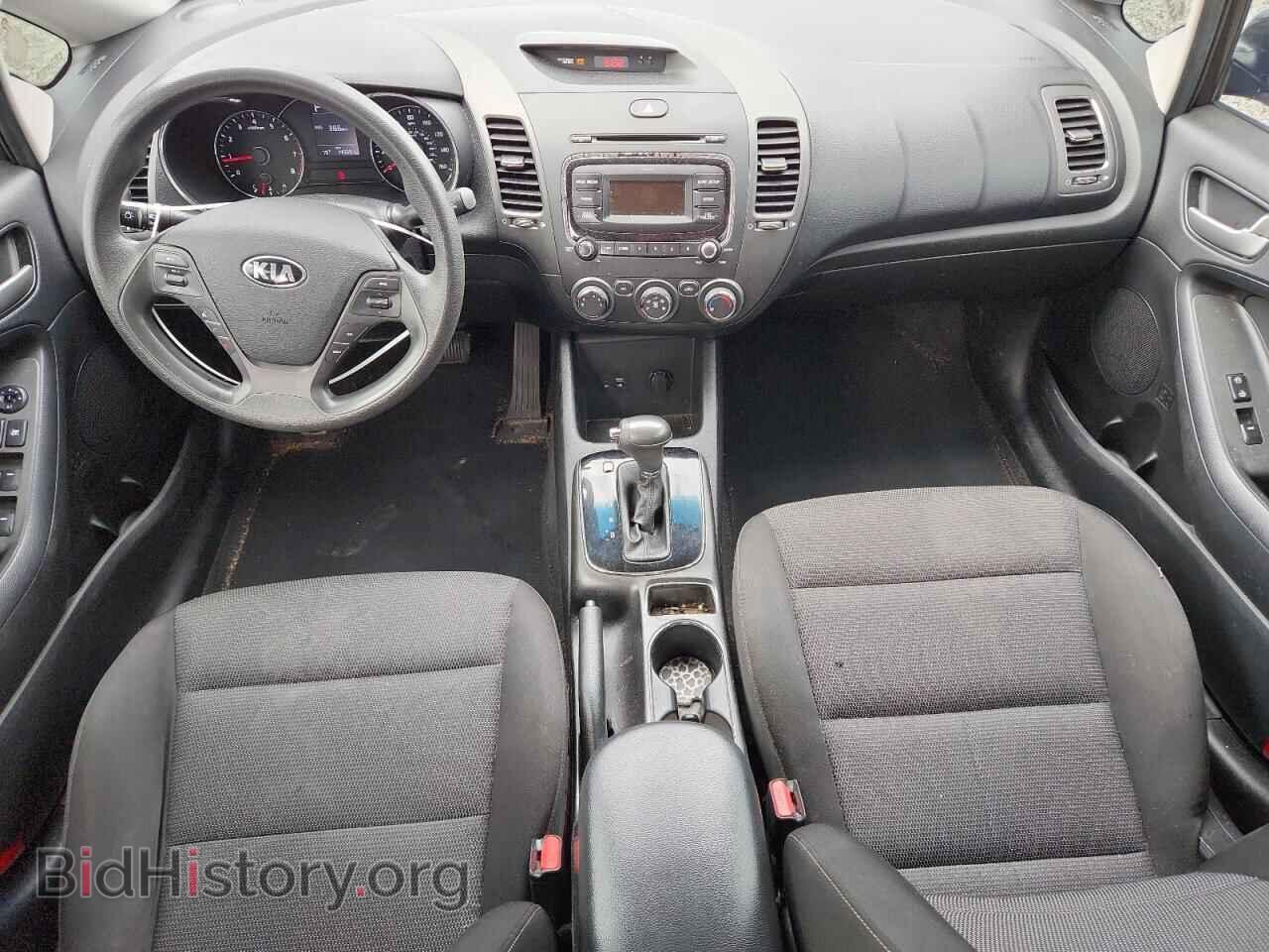 2017 KIA FORTE - VIN: 3KPFK4A78HE107307 - Photo 8