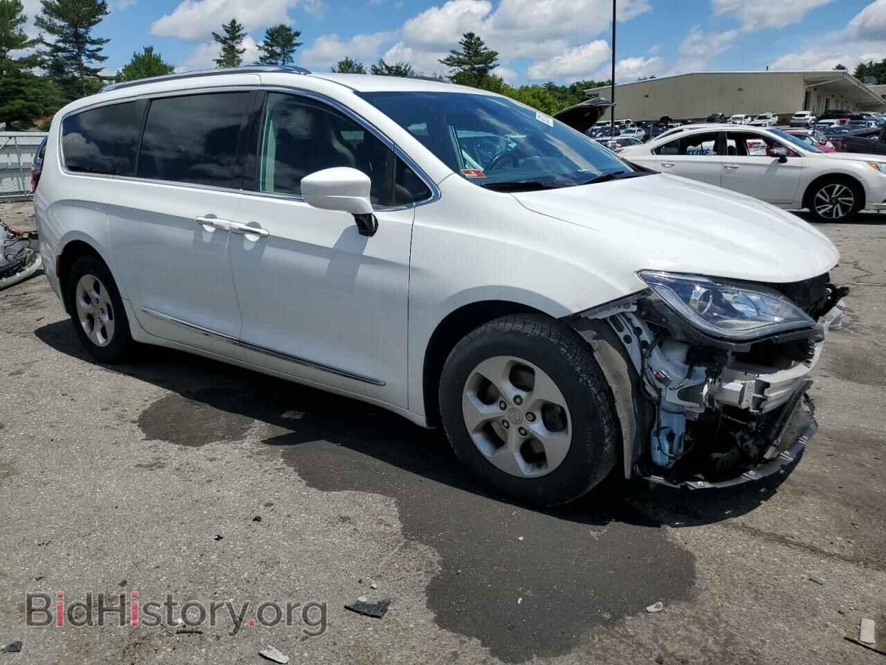 2017 CHRYSLER PACIFICA - VIN: 2C4RC1EGXHR566114 - Фото 4