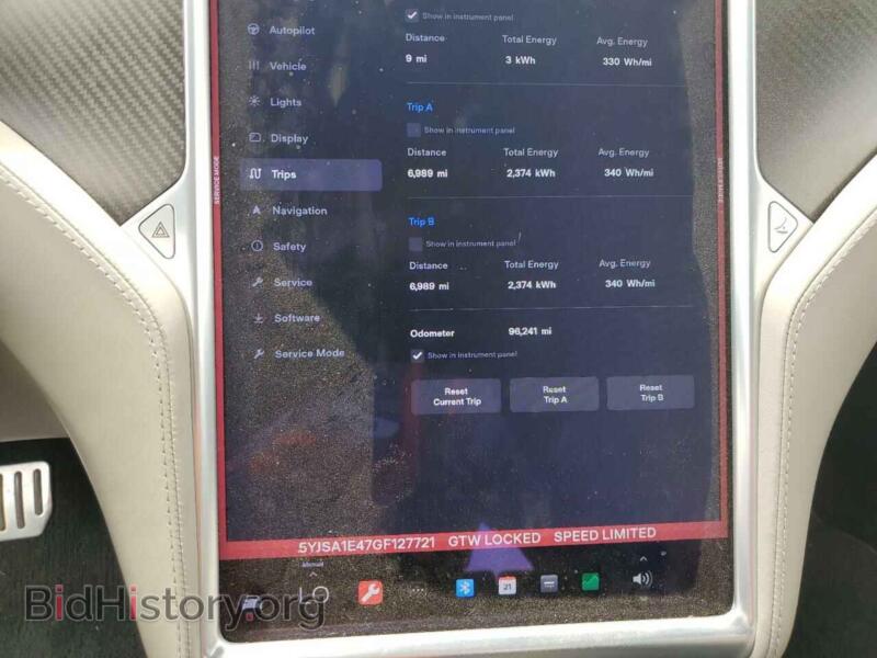 2016 Tesla MODEL S (VIN 5YJSA1E47GF127721) — photo 9 of 13