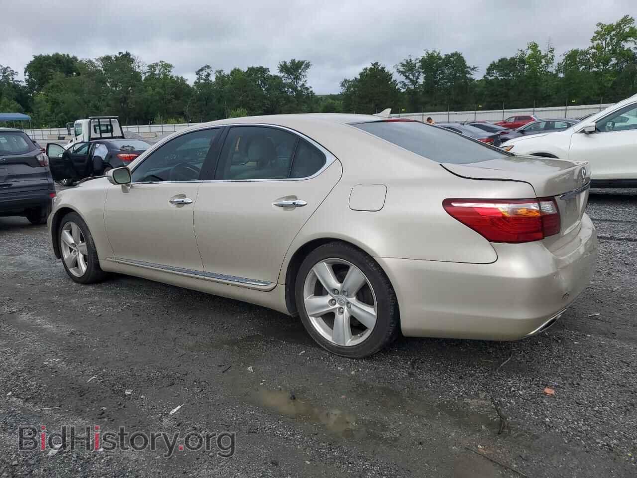 2012 LEXUS LS460 - VIN: JTHBL5EF4C5108718 - Photo 2